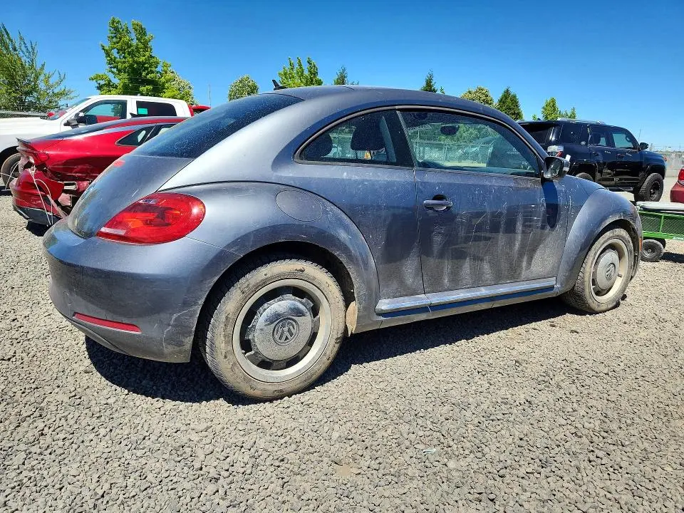 2012 VOLKSWAGEN BEETLE   
