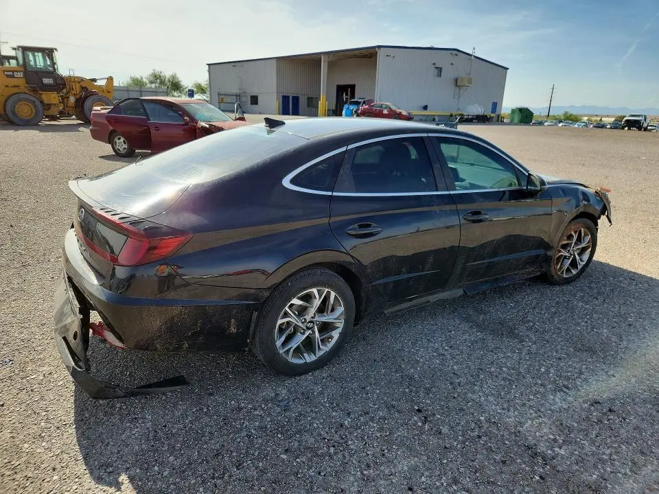 2022 HYUNDAI SONATA SEL  