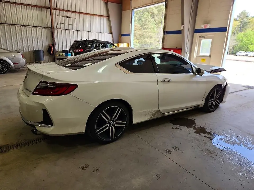 2016 HONDA ACCORD TOURING  