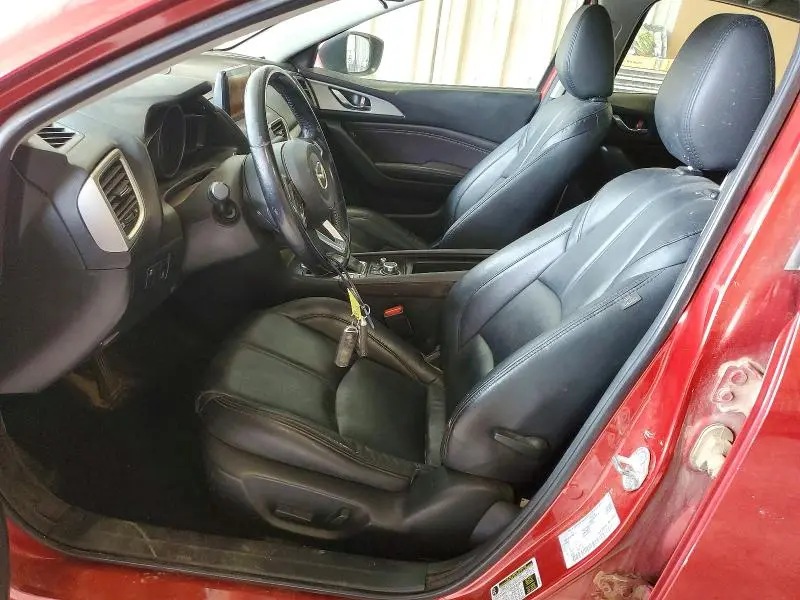 2017 MAZDA 3 TOURING  