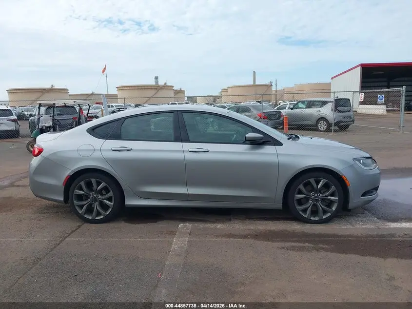 2015 CHRYSLER 200 S