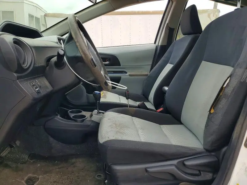 2012 TOYOTA PRIUS C TWO  