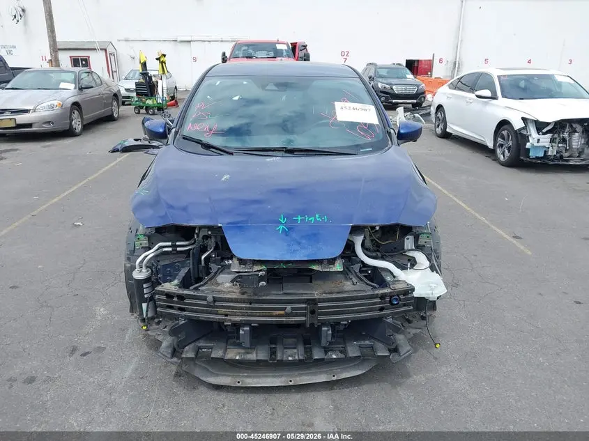2020 NISSAN LEAF SV 40 KWH