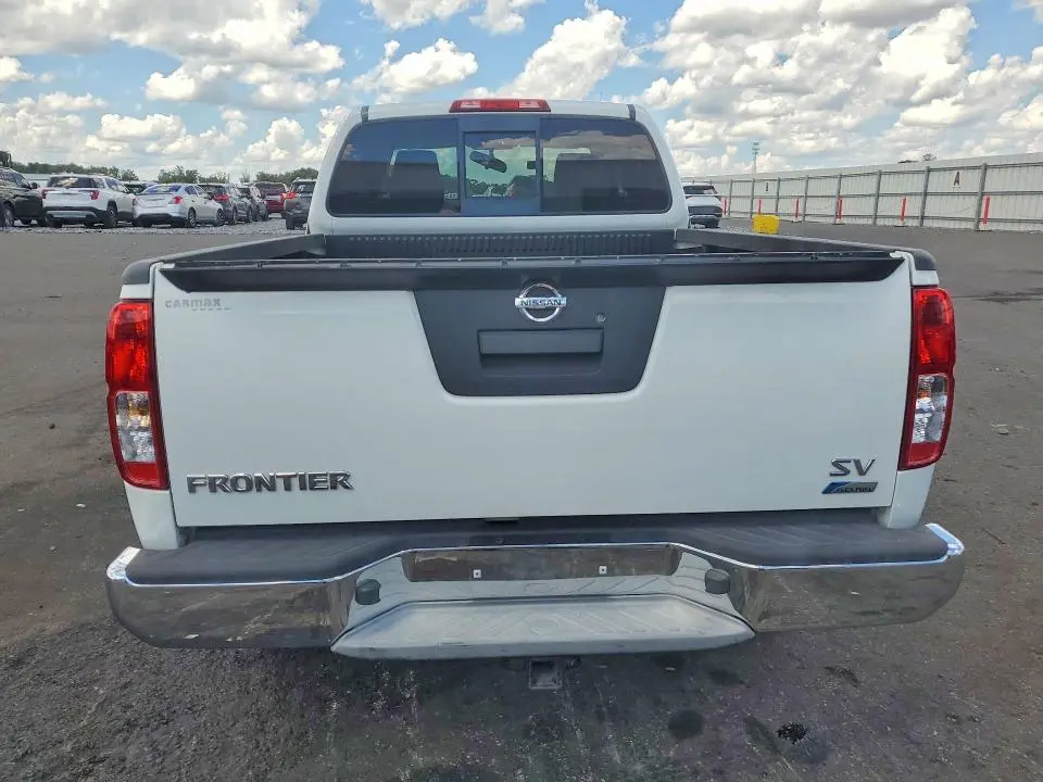 2017 NISSAN FRONTIER SV V6  