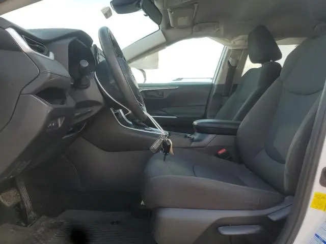 2021 TOYOTA RAV4 LE  