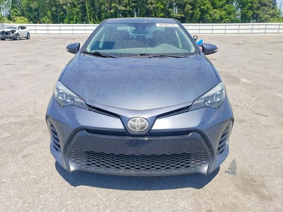 2018 TOYOTA COROLLA SE  