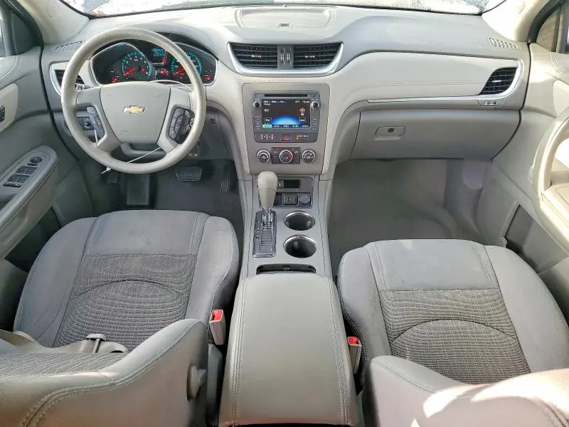 2017 CHEVROLET TRAVERSE LS  