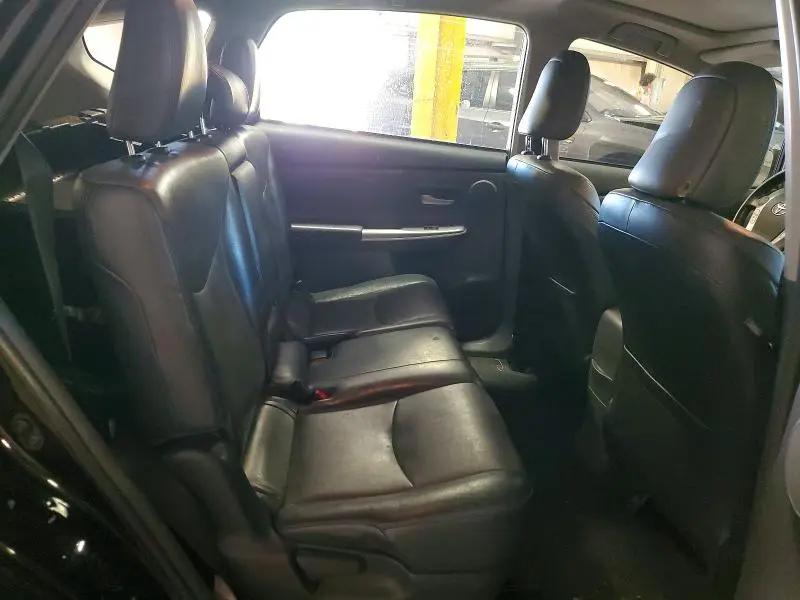 2013 TOYOTA PRIUS V FIVE  