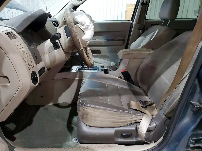 2011 FORD ESCAPE XLT  