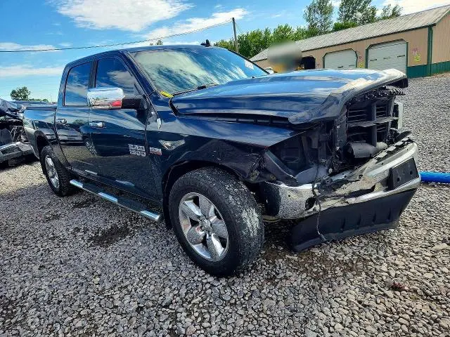 2017 RAM 1500 SLT  