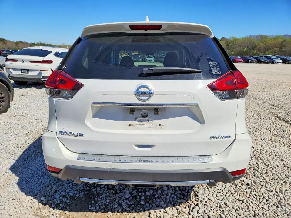 2017 NISSAN ROGUE   