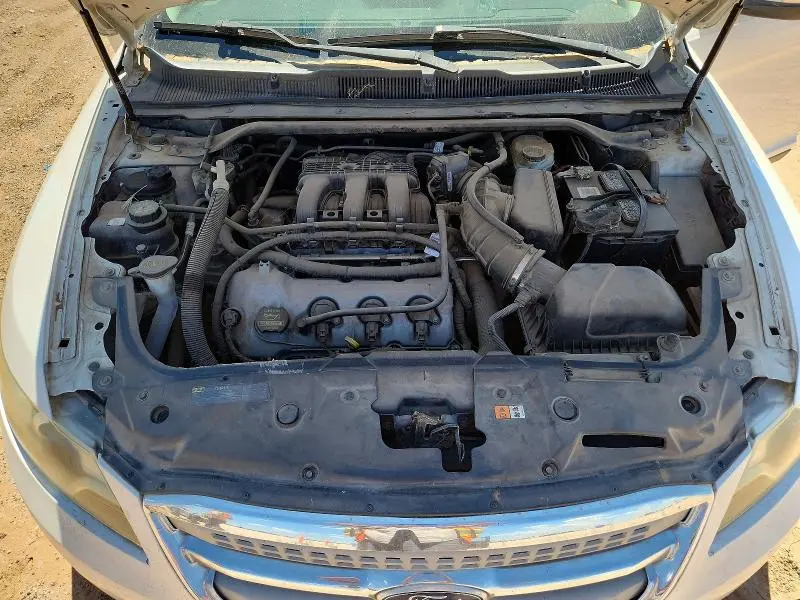 2011 FORD TAURUS LIMITED  