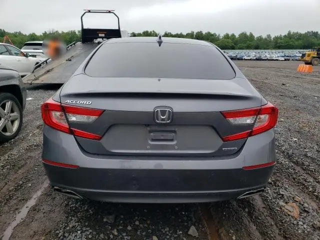 2018 HONDA ACCORD TOURING  