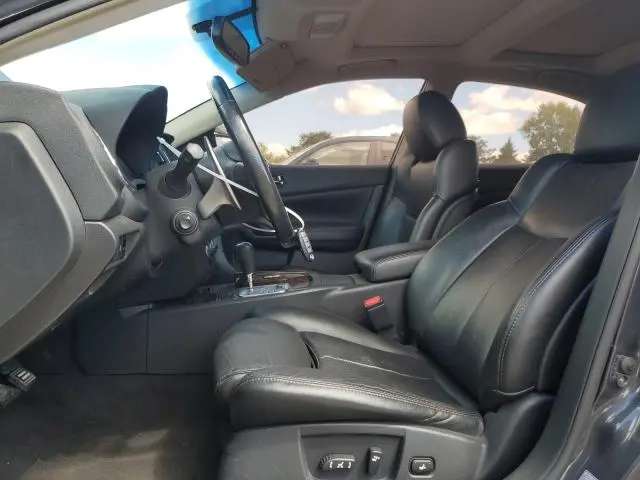 2010 NISSAN MAXIMA S  