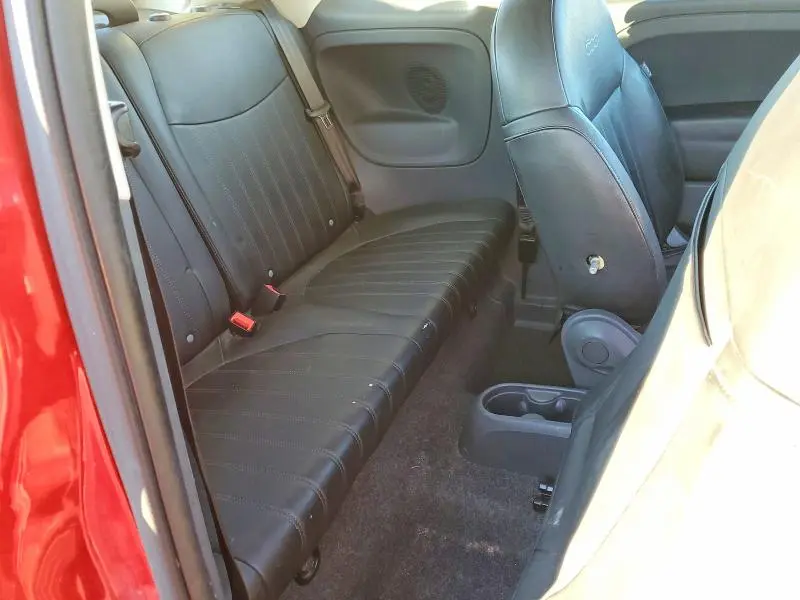 2012 FIAT 500 LOUNGE  