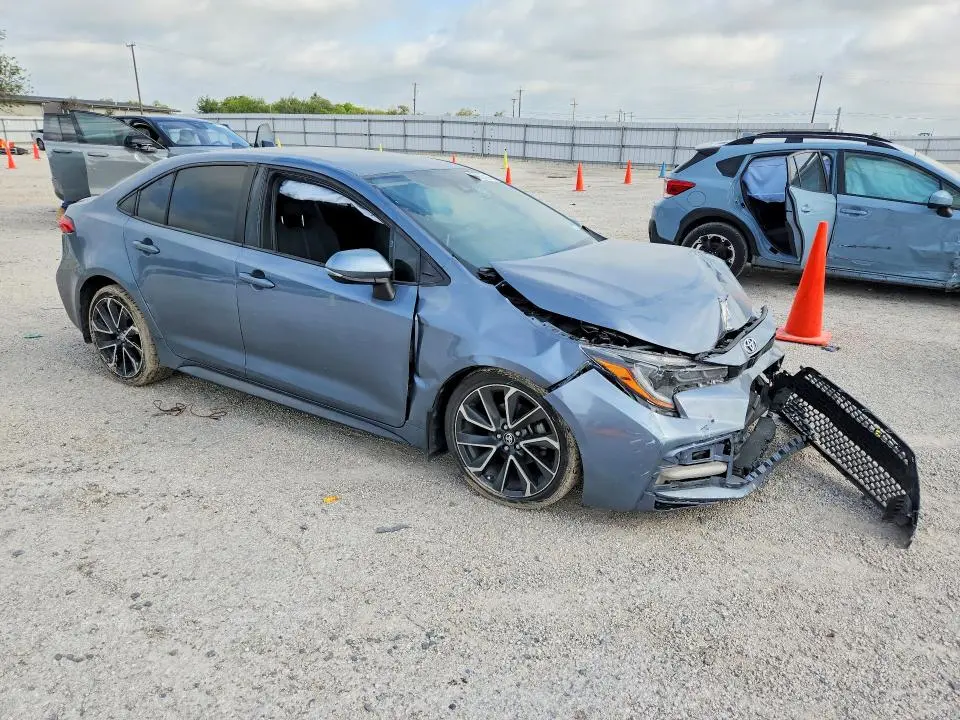 2021 TOYOTA COROLLA SE  