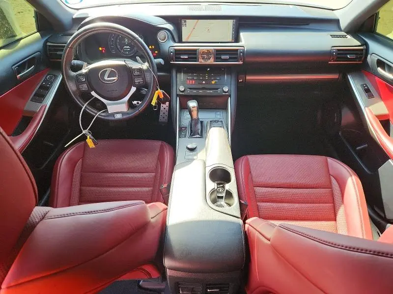 2018 LEXUS IS   