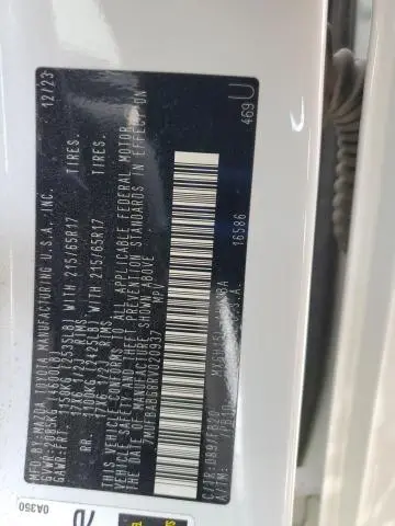 2024 TOYOTA COROLLA CROSS SE  