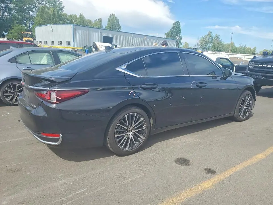 2025 LEXUS ES 300H BASE  