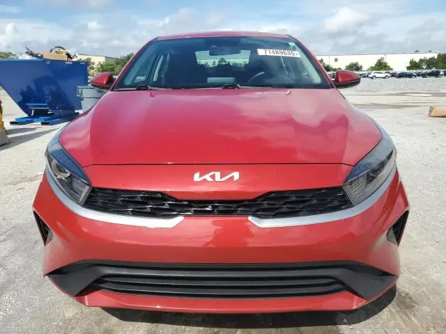 2023 KIA FORTE LX  
