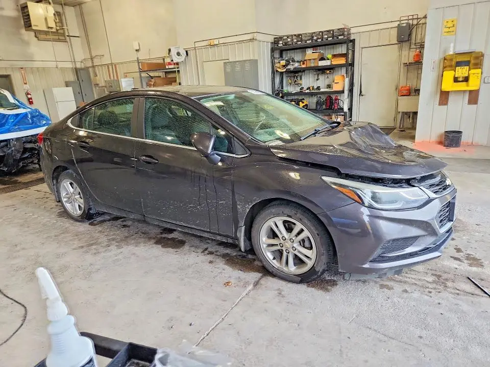 2016 CHEVROLET CRUZE LT  