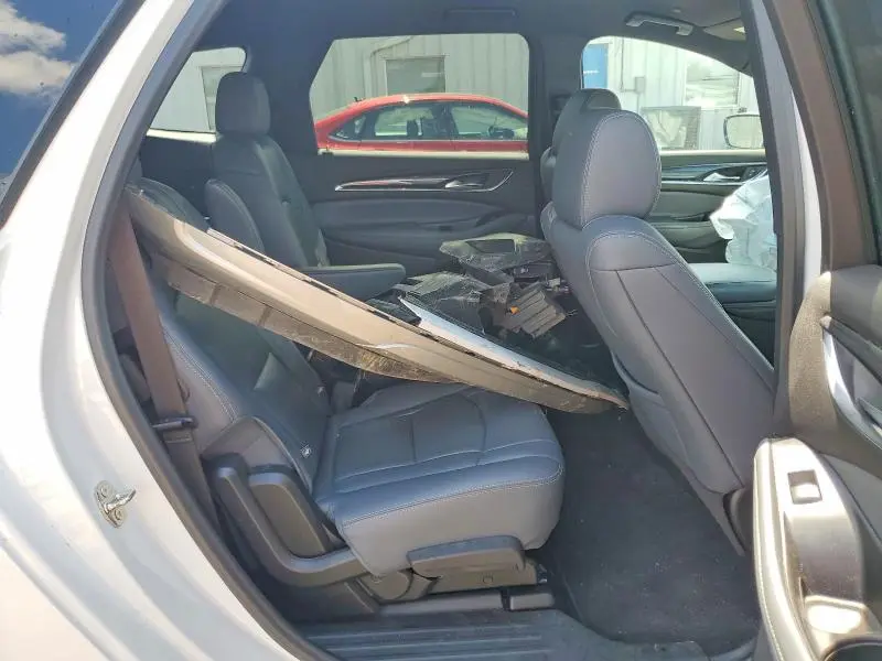 2022 BUICK ENCLAVE ESSENCE  
