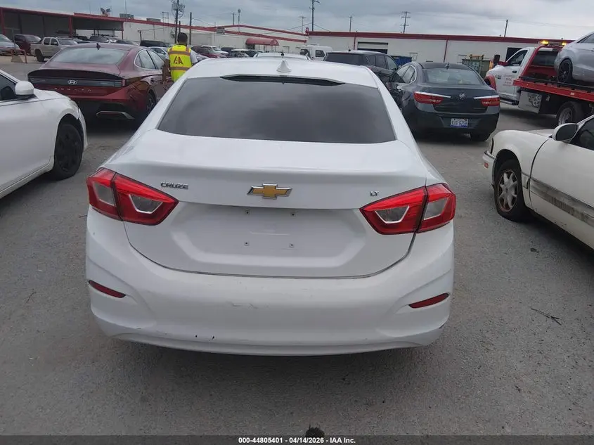 2019 CHEVROLET CRUZE LT