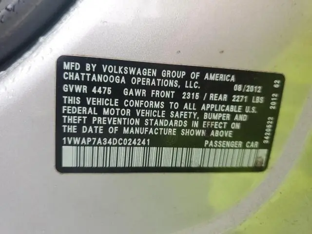 2013 VOLKSWAGEN PASSAT S  