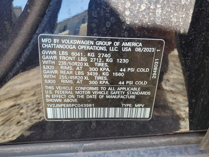 2023 VOLKSWAGEN ID.4 PRO S PLUS  