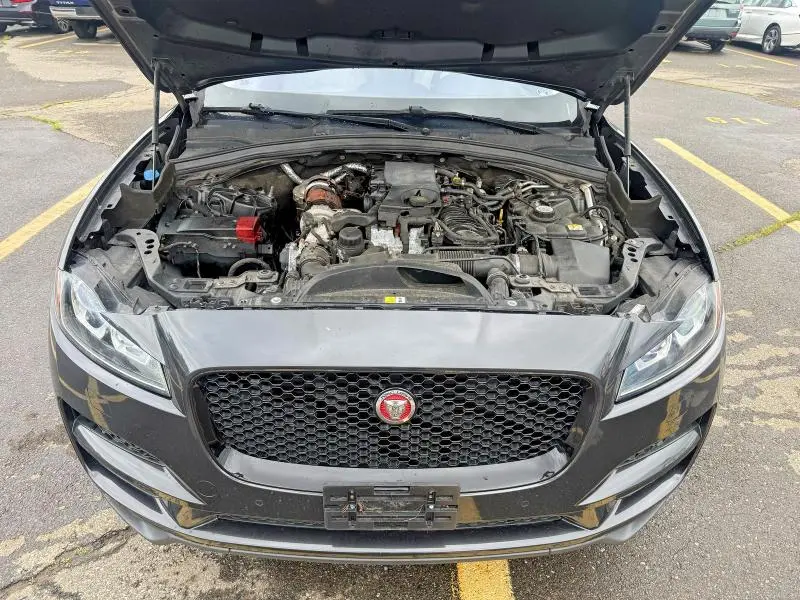 2017 JAGUAR F-PACE PRESTIGE  