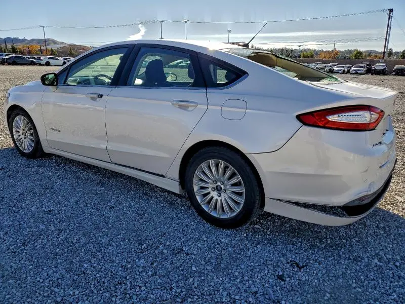 2016 FORD FUSION SE HYBRID  