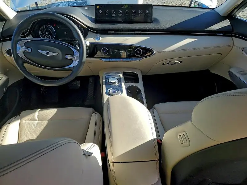 2024 GENESIS GV70 BASE  