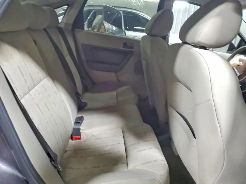 2011 FORD FOCUS SE  