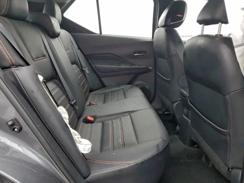 2020 NISSAN KICKS SR  