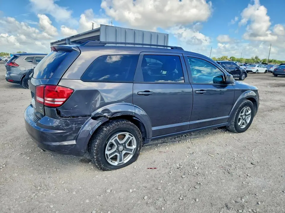2018 DODGE JOURNEY SE  