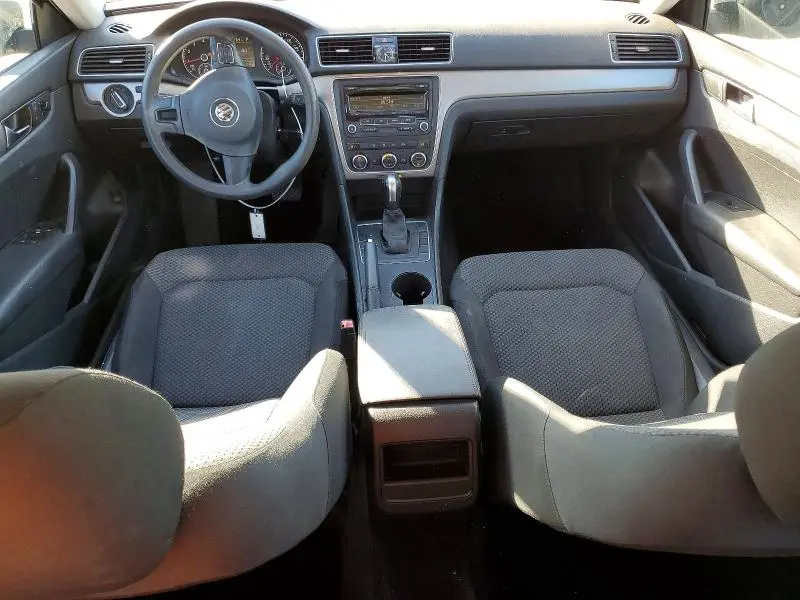 2012 VOLKSWAGEN PASSAT S  