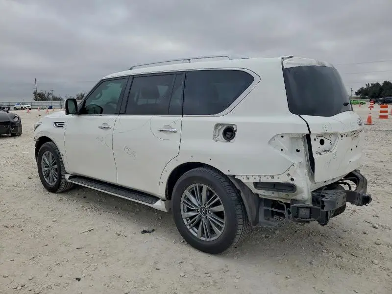 2022 INFINITI QX80 LUXE  