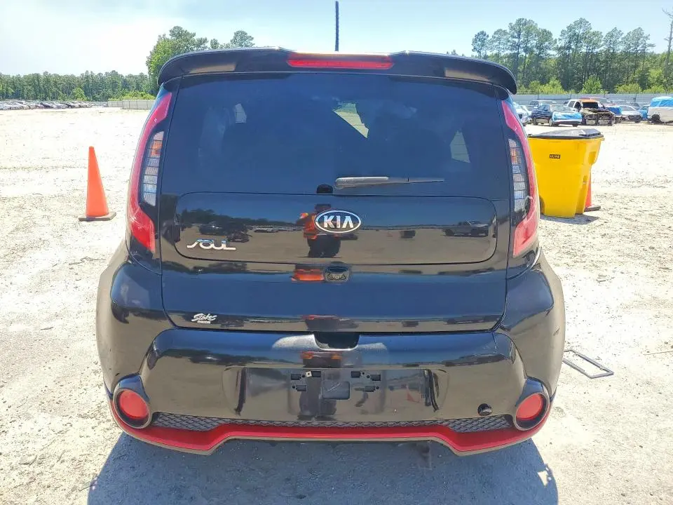 2015 KIA SOUL +  