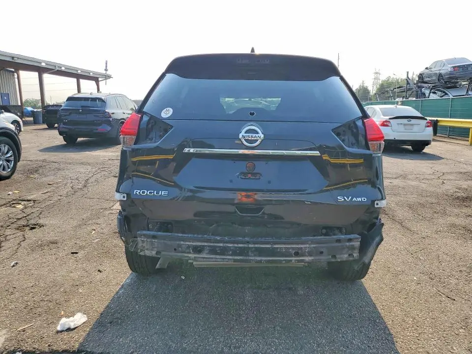 2017 NISSAN ROGUE SV  
