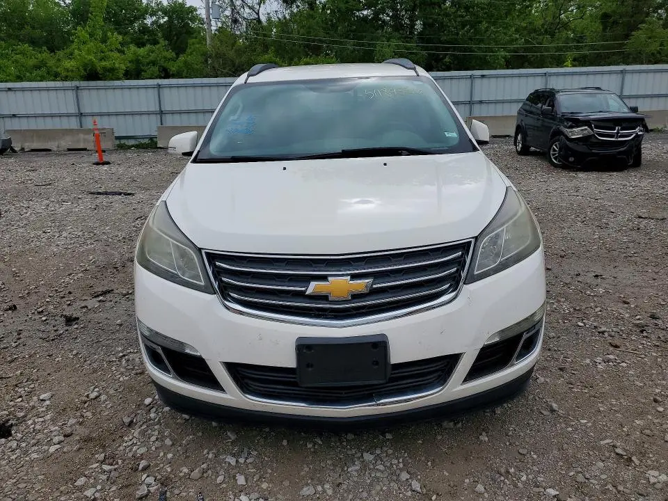 2015 CHEVROLET TRAVERSE LT  