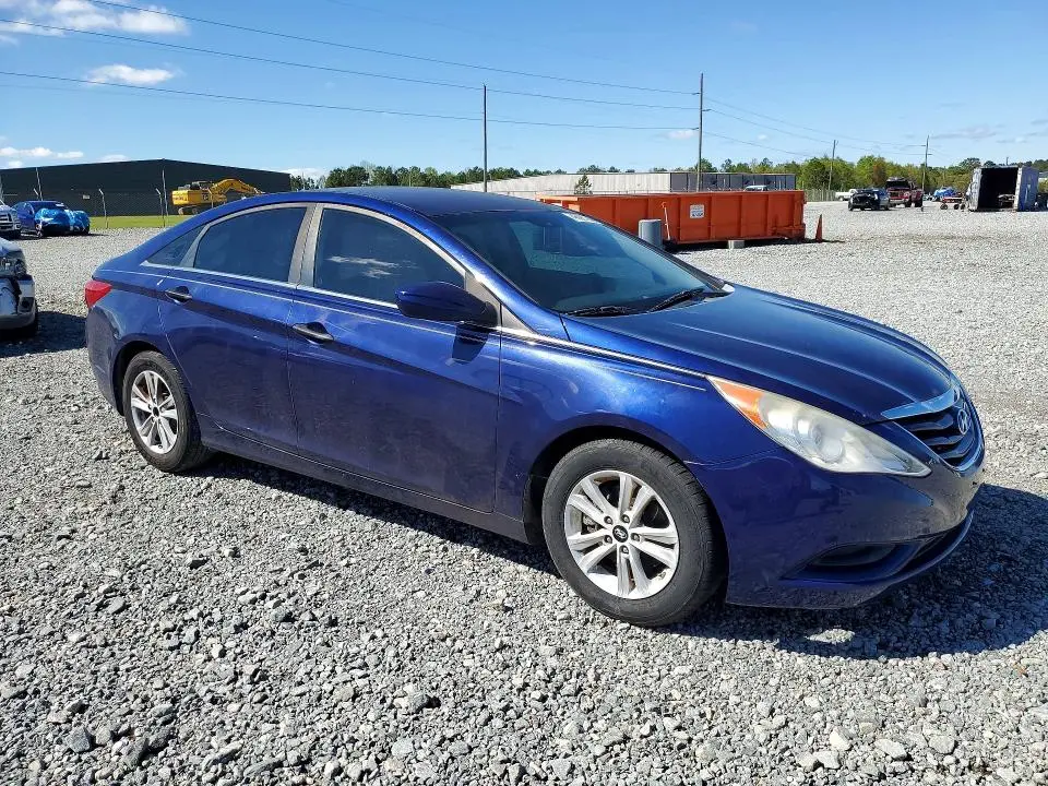 2011 HYUNDAI SONATA GLS  