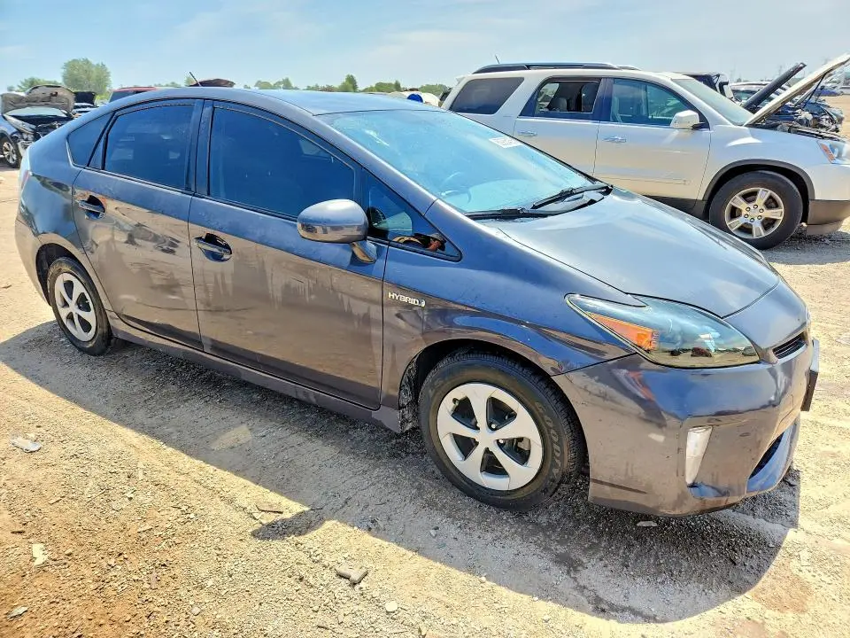 2012 TOYOTA PRIUS TWO  
