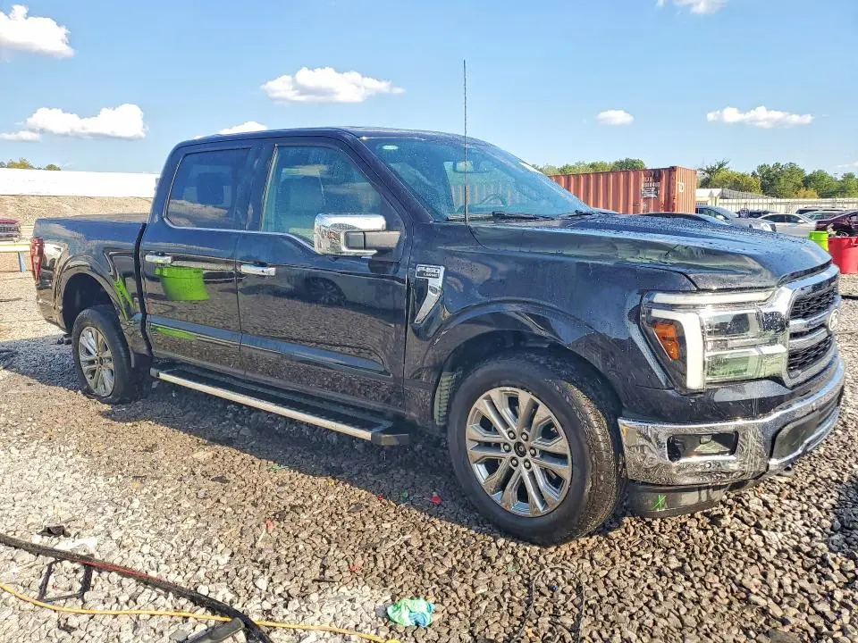 2026 FORD F150 LARIAT  