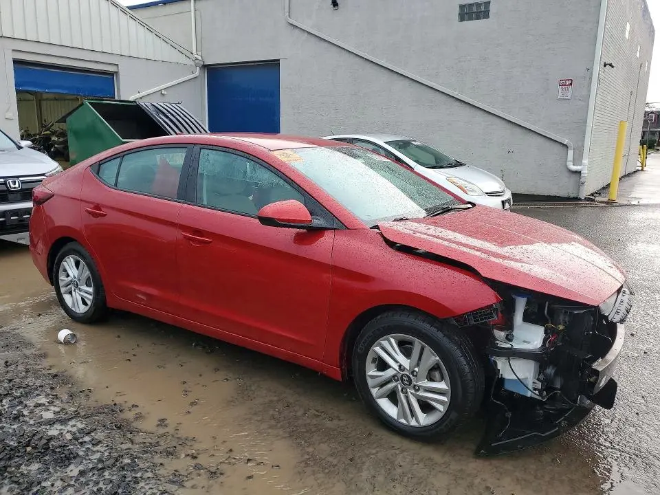 2019 HYUNDAI ELANTRA SEL  