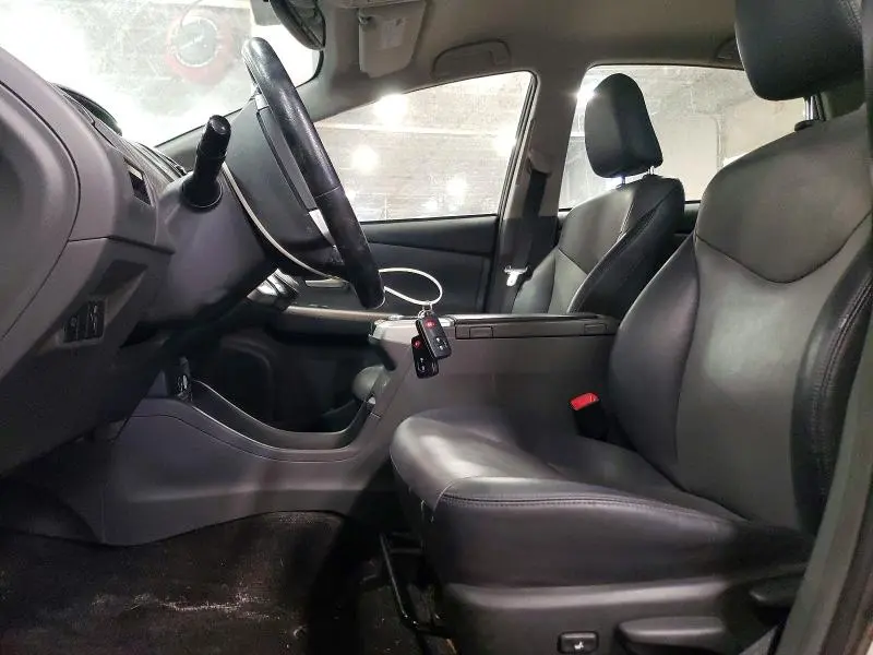 2014 TOYOTA PRIUS V FIVE  