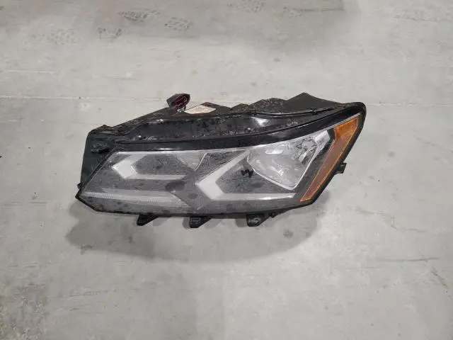 2017 VOLKSWAGEN PASSAT R-LINE