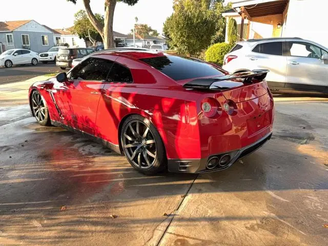 2014 NISSAN GT-R TRACK EDITION  