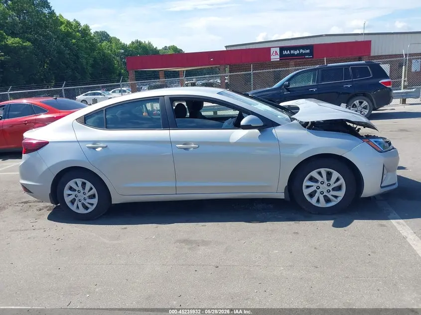 2019 HYUNDAI ELANTRA SE