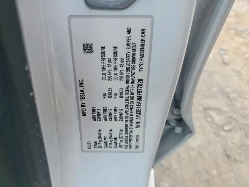 2021 TESLA MODEL 3   