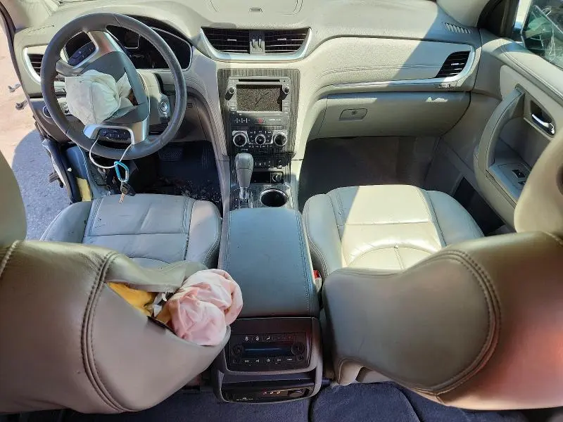 2013 CHEVROLET TRAVERSE LT  